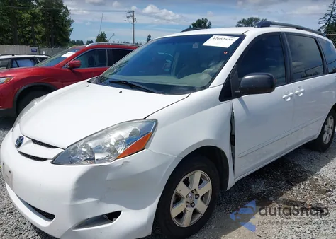 2008 Toyota Sienna Le z USA, uszkodzony, nr VIN 5TDZK23C68S148732